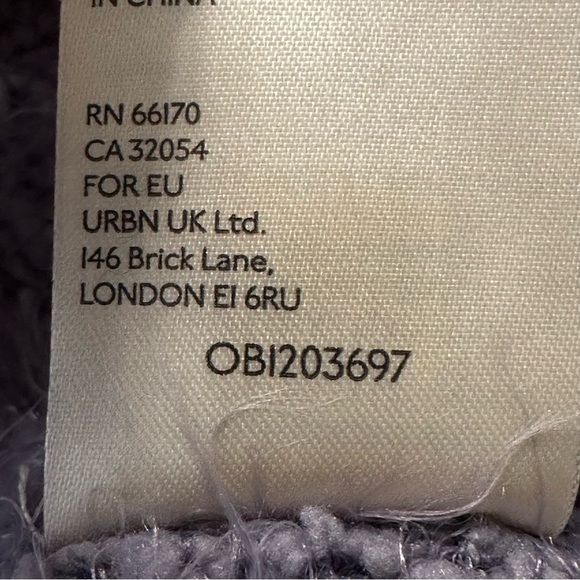 Free People NWT Icing V Pullover Boucle Knit Fuzzy Detail Falling Star Sweater S - Picture 8 of 10